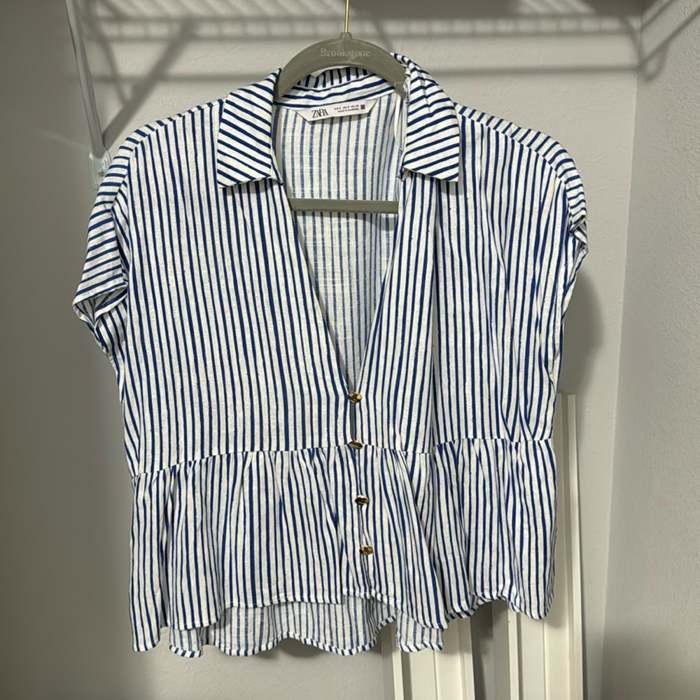 Zara blouse size small